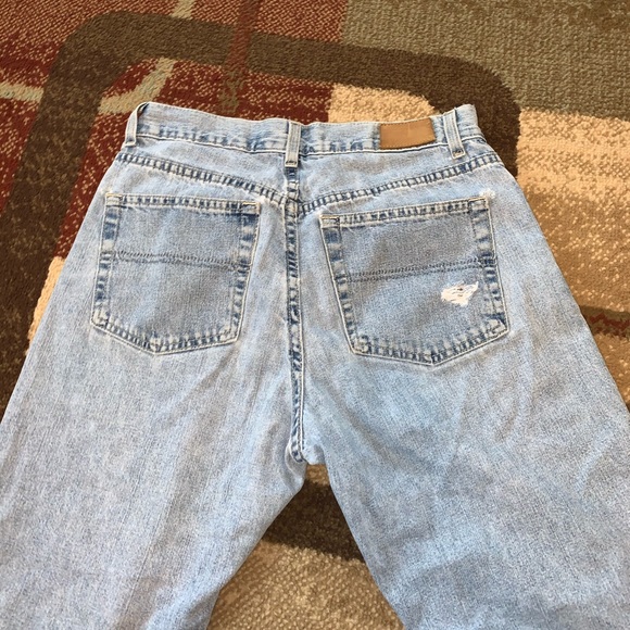MOVING SALE! Tommy Hilfiger Vintage Jeans - Picture 4 of 6